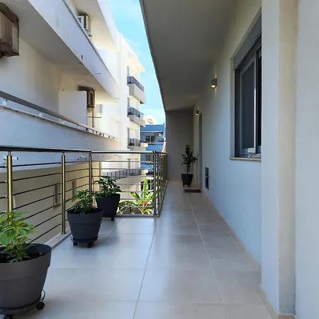 Akti Appartement *